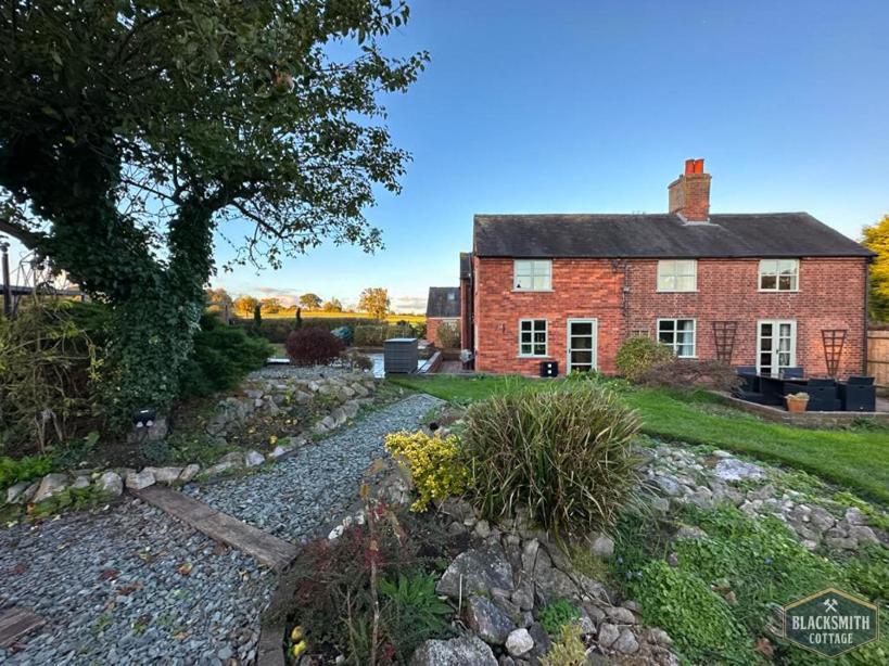 6Br Luxury Cottage, Hot Tubs, Hoar Cross, Staffordshire Newborough  Kültér fotó