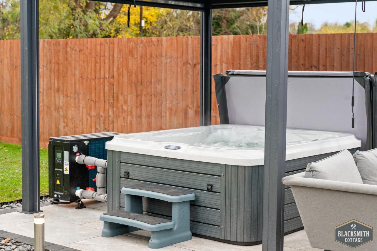 6Br Luxury Cottage, Hot Tubs, Hoar Cross, Staffordshire Newborough  Kültér fotó